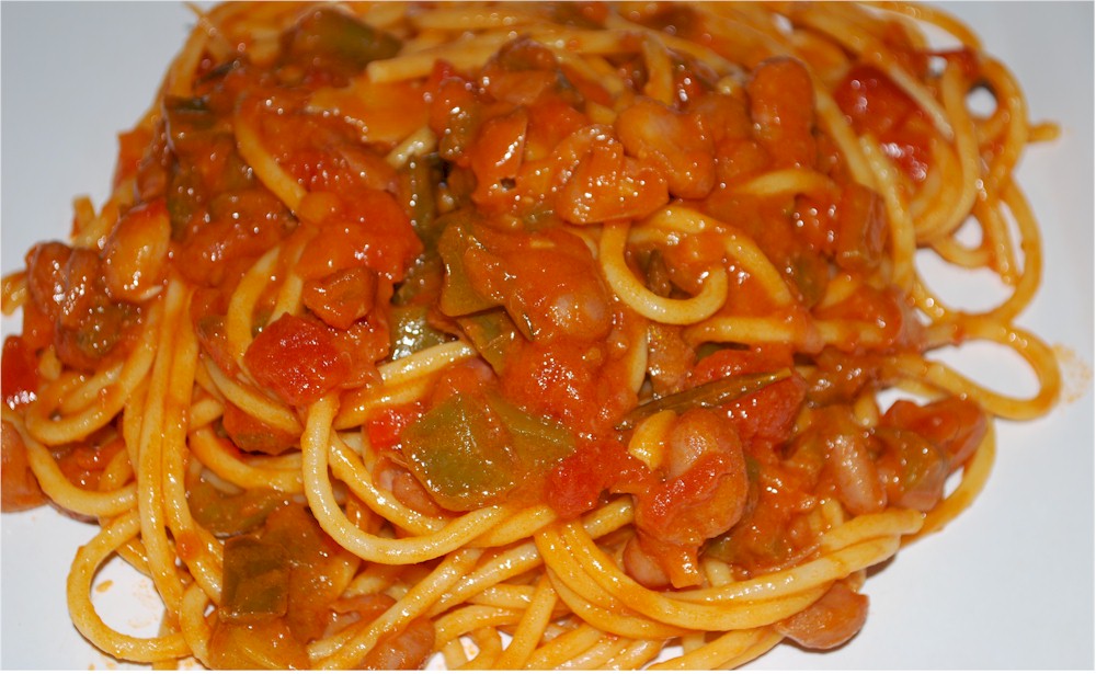 Spaghetti peperoni fagioli